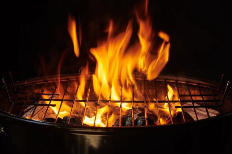 barbecue à bois : est-ce le meilleur ? 